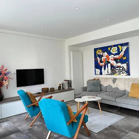 Renewed Luxurious At Casino Appartement